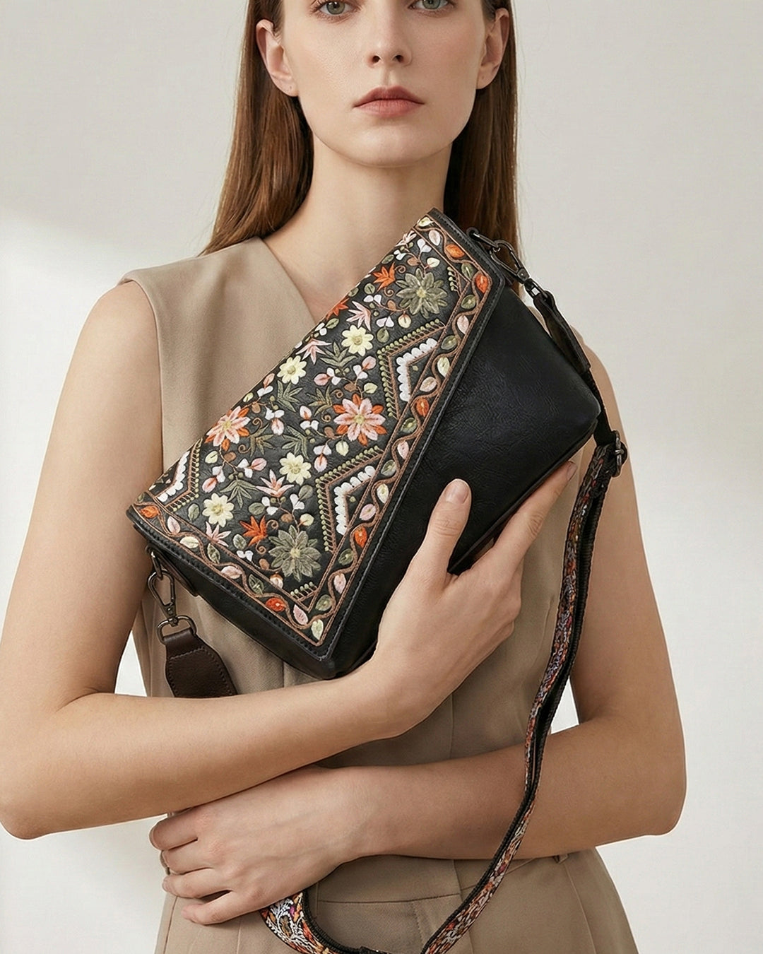 Vintage Floral Embroidered Envelope Crossbody Bag - Asymmetrical Flap