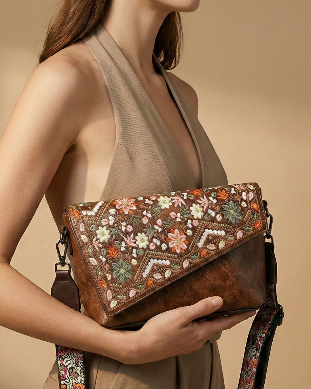 Vintage Floral Embroidered Envelope Crossbody Bag - Asymmetrical Flap