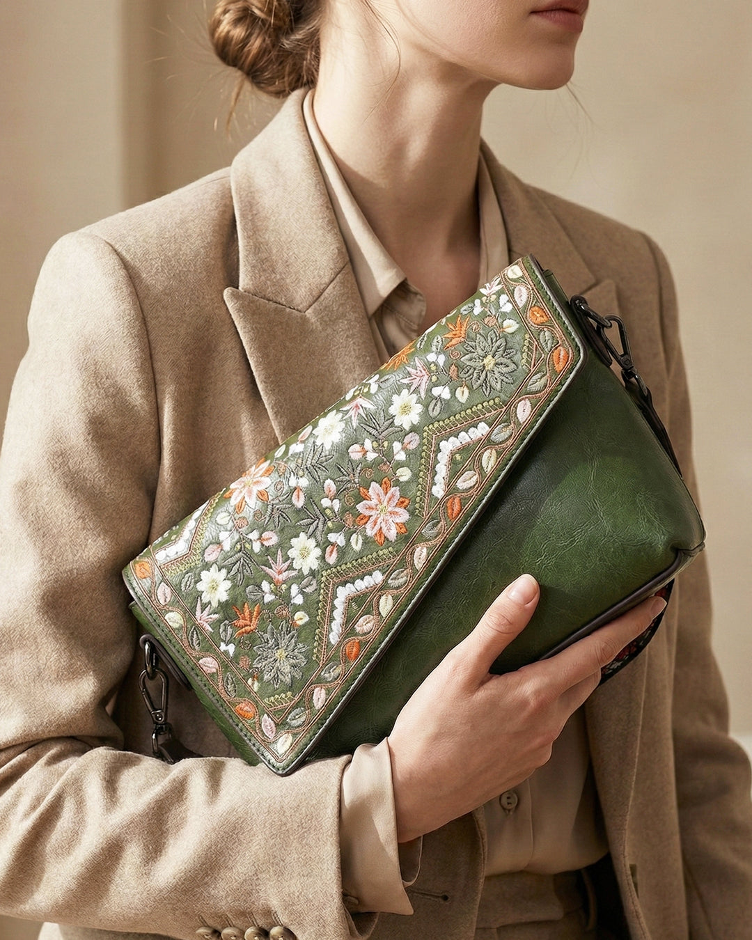 Vintage Floral Embroidered Envelope Crossbody Bag - Asymmetrical Flap